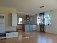 Wohnimmobilie Miete Erdgeschosswohnung 4-Zimmer-Erdgeschosswohnung mit großem Garten ++EBK++TG++