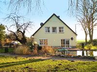 Wohnimmobilie Miete Einfamilienhaus Geräumige Haushälfte auf dem Land inkl. großem Garten