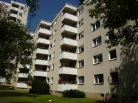 Wohnimmobilie Kauf Etagenwohnung Helle 3-Zimmer Wohnung mit Balkon und Aufzug