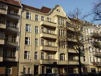 Wohnimmobilie Kauf Mehrfamilienhaus Altberliner Miethaus im schönen Wedding zwischen Beuth-Hochschule und Charité
