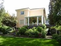 Wohnimmobilie Kauf Einfamilienhaus Charmanter modernisierter Altbau mit Wintergarten und äußerst gepflegtem Garten