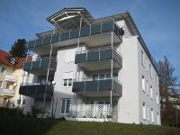 Wohnimmobilie Kauf Erdgeschosswohnung Mitten in der Stadt und doch ruhig gelegene neuwertige 3-Zimmer-Gartenwohnung in Traunstein