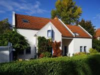 Wohnimmobilie Kauf Einfamilienhaus Rarität in gesuchter Lage in Neu Fahrland - Haus, Einliegerwohnung, Grundstück, Schwimmteich
