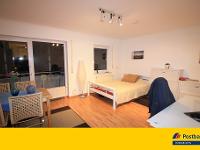 Wohnimmobilie Kauf Etagenwohnung Das hier angebotene Apartment befindet sich im 1. Obergeschoss eines 21 Parteien Hauses. Das Anwesen wurde 1992 in Massivbauweise erstellt. Ihre neue Kapitalanlage ver