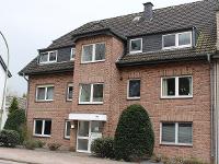 Wohnimmobilie Kauf Erdgeschosswohnung 2 Zimmer-Wohnung mit Terrasse, Garten und KFZ-Stellplatz