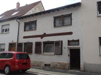 Wohnimmobilie Kauf Einfamilienhaus Älteres Stadthaus mit Garten - VERKAUFT -