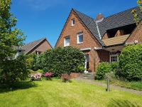 Wohnimmobilie Miete Dachgeschosswohnung Frisch modernisierte 3-Zimmer Wohnung mit Loggia, Terrasse, EBK und Keller