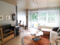 Wohnimmobilie Kauf Einfamilienhaus Das hier angebotene Apartment besticht durch seine durchdachte Architektur. Verteilt auf ca. 55qm finden Sie zwei geräumige Zimmer sowie die Küche und das Tageslicht