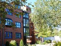 Wohnimmobilie Kauf Erdgeschosswohnung Helle Erdgeschosswohnung mit Terrasse und Tiefgaragenstellplatz