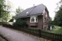 Wohnimmobilie Kauf Einfamilienhaus Großzügiges Wohnen direkt am Stadtpark
