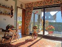 Wohnimmobilie Kauf Einfamilienhaus Hier erwartet Sie ein wunderschönes und top gepflegtes Einfamilienhaus in einer ruhigen Seitenstraße Lehrtes. Der großzügige Grundriss in Verbindung mit vielen teilw