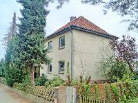 Wohnimmobilie Kauf Einfamilienhaus Dieses Einfamilienhaus benötigt liebevolle Hände, welche das Potential dieses Schmuckkästchens erkennen und nutzen wollen. Angefangen von den sehr gut erhaltenen Hol