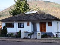Wohnimmobilie Kauf Einfamilienhaus Hochwertiges und stilvolles Wohnhaus mit Einliegerwohnung in schöner Lage