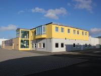 Gewerbeimmobilie Halle/Produktion Zweigeschossiger Gebäudekomplex im Gewerbegebiet