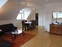 Wohnimmobilie Kauf Etagenwohnung So zentral, so toll! Moderne 2 Zimmer Dachgeschosswohnung.