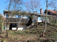 Wohnimmobilie Kauf Einfamilienhaus Stein auf Stein und grundsolide