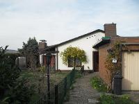 Wohnimmobilie Kauf Einfamilienhaus Bungalow mit Einliegerwohnung und Doppelgarage