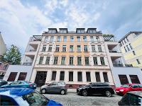 Wohnimmobilie Kauf Etagenwohnung Leerstehende 3-Raum-Maisonettewohnung mit Aufzug, Parkett, 2 Balkonen, 2 Bädern & Stellplatz