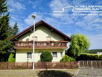 Wohnimmobilie Miete Einfamilienhaus Gemütliches Einfamilienhaus mit EBK, großem Garten und doppelten Burgenblick in Drei Gleichen/ Mühlberg