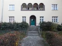Wohnimmobilie Kauf Etagenwohnung Die hier angebotene Eigentumswohnung befindet sich im 1. Obergeschoss eines Mehrfamilienhauses mit 8 Wohneinheiten. Die 2,5 Zimmer Eigentumswohnung befindet sich in Te