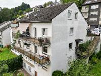 Wohnimmobilie Kauf Einfamilienhaus Zuhause und Kapitalanlage vereint: Zweifamilienhaus mit Potenzial
