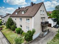Wohnimmobilie Kauf Doppelhaus Zwei Wohneinheiten, eine Oase – Ihr neues Zuhause in entspannter Lage