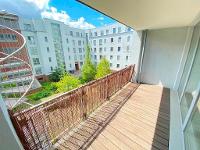 Wohnimmobilie Miete Etagenwohnung Grosszügiges 1-Zimmer-Apartment mit Balkon und Einbauküche