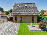 Wohnimmobilie Kauf Einfamilienhaus *DAS BESONDERE*großzügiges EFH/Stadtvilla*WNfl. ca. 160 m² *Pool*gr. Garten*Doppelgarage*PV*uvm.* - Urlaubsfeeling mit gemütlichem Ambiente -Rundumwohlfühlpaket in F