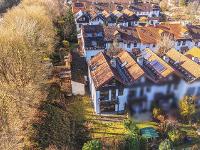 Wohnimmobilie Kauf Reihenhaus Großzügiges Reihenendhaus mit großem Garten im Erbbaurecht