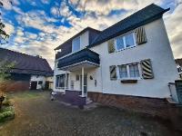 Wohnimmobilie Kauf Einfamilienhaus Historisches Anwesen mit großem Garten und Ausbaupotenzial
