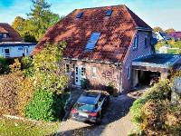 Wohnimmobilie Kauf Einfamilienhaus Willkommen in Ihrem neuen Zuhause- einem liebevoll gepflegten Einfamilienhaus, das durch seine großzügige Raumaufteilung und die idyllische Lage mit dem großen Garte
