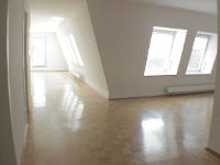 Wohnimmobilie Miete Etagenwohnung Vermietet wurde 2013 eine moderne Wohnung in der ehrwürdigen Hainstraße im Zentrum Leipzigs.