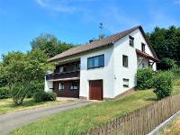 Wohnimmobilie Kauf Einfamilienhaus Großzügiges Haus mit vielen Möglichkeiten in Oberwiesenbach Sie suchen ein großzügiges Haus mit vielen Möglichkeiten und schönem Gartengrundstück in ruhiger Lage ? -