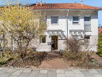 Wohnimmobilie Kauf Reihenhaus Familienfreundliches Reihenmittelhaus in ruhiger Lage! Bezahlbar durch Erbpacht! Klassisches Reihenmittelhaus mit Diele inkl. Garderobe, Gäste-WC mit Fenster, Küche mit E